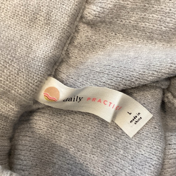 Anthropologie Sweater Pants Lift Pass Pants Daily Practice Large Gray NEW - Picture 13 of 15